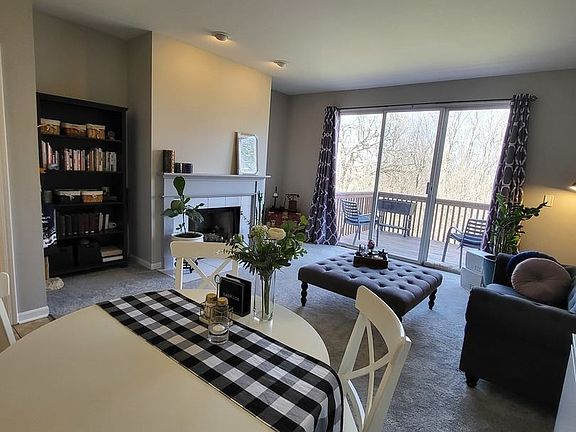 3rd image of 1334 Grandview Ct