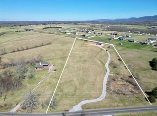 5653 Dunbar Rd, Crossville, TN 38572