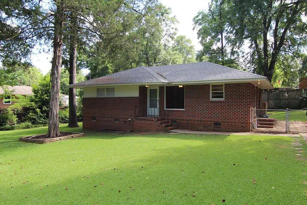 3172 Bonanza Dr photo 1