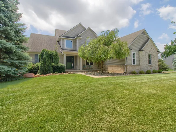 6833 N Meadows Pass, Dexter, MI 48130