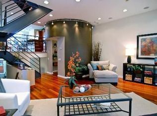 2321 W McLean Ave, Chicago, IL 60647