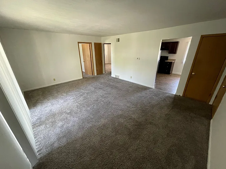 2445 E St — Photo 18