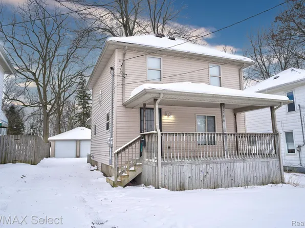 1020 South St, Mount Morris, MI 48458