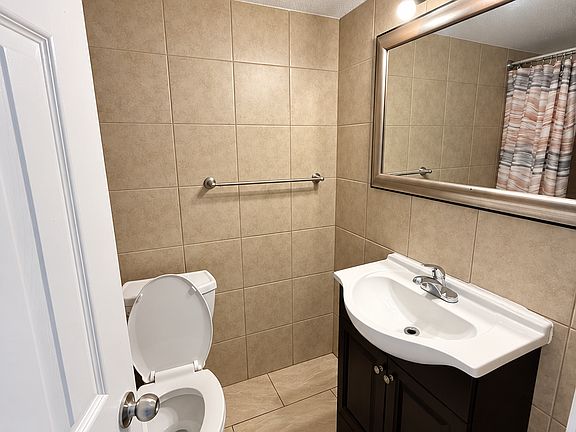 5th image of 2100 Cassandra Ln #311