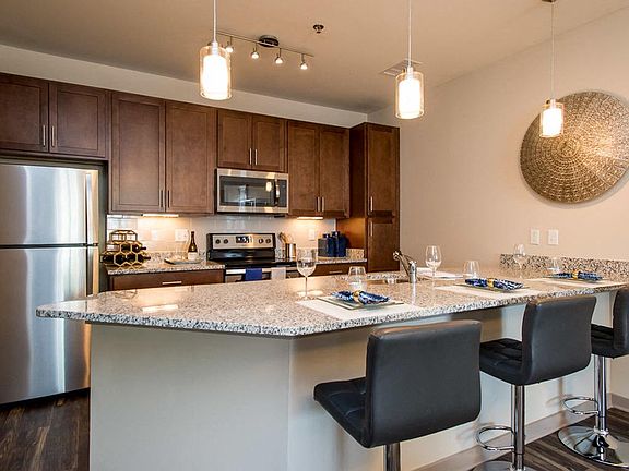 Kitchen with Large Island