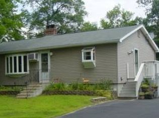 126 West Rd, Londonderry, NH 03053