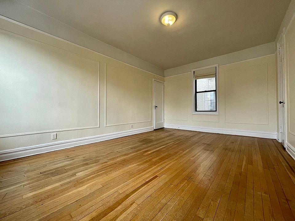 1st image of 2710 Newtown Ave APT 2A