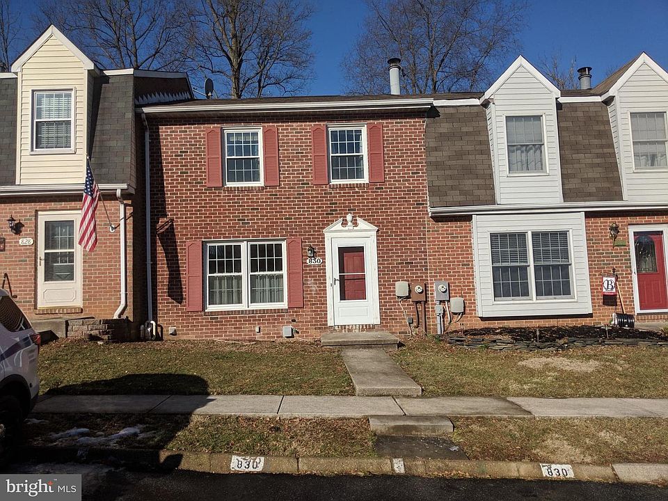 1st image of 830 Chesney Ln