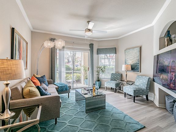 3rd image of 8702 New Tampa Blvd #1466