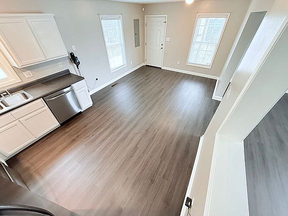 Kitchen/Breakfast Area