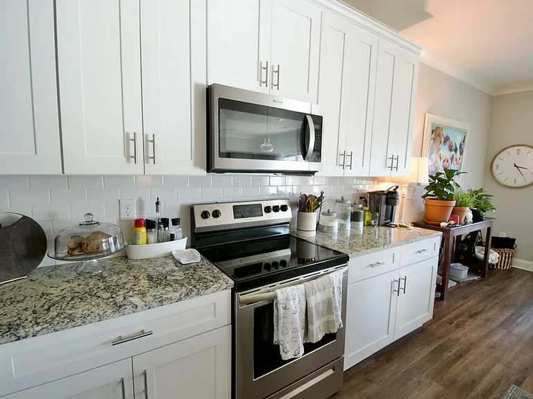 1408 Gatewood Pl — Photo 5