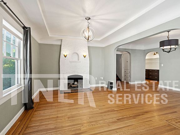 2nd image of 1321 17th St