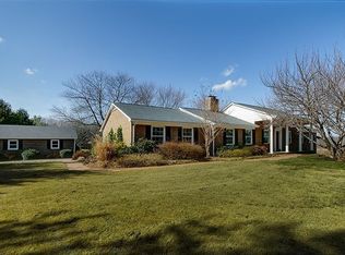 38950 Shoemaker Ln, Lovettsville, VA