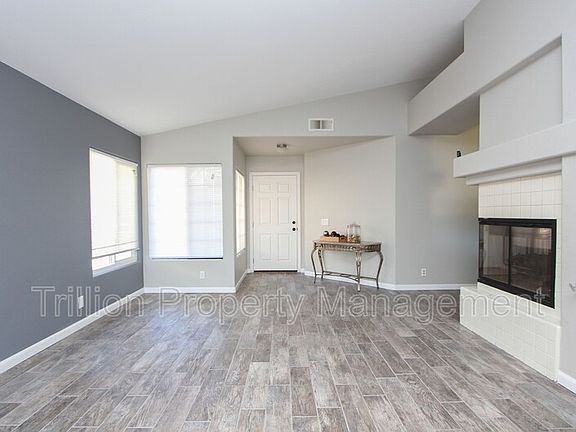 4th image of 41816 Humber Dr