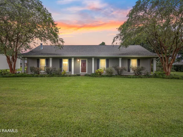 640 Saint Berchman Dr, Opelousas, LA 70570