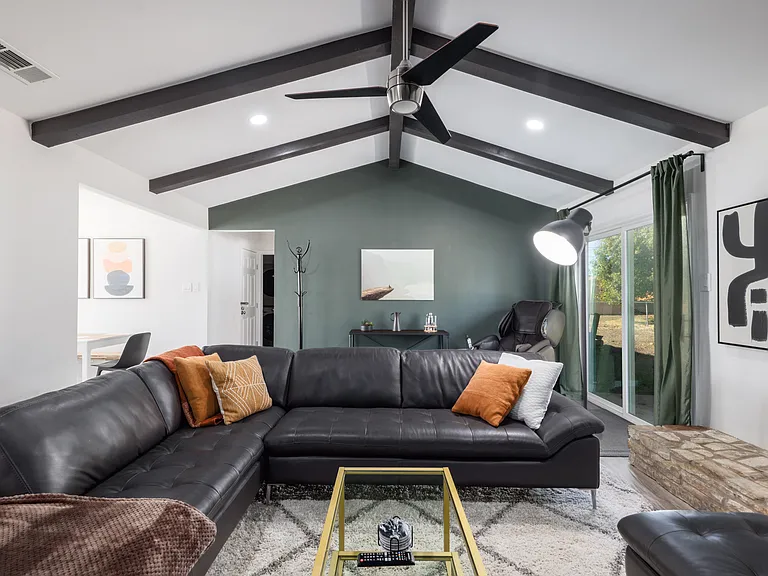 808 Floradale Dr — Photo 32