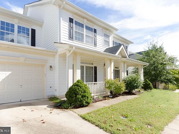 3rd image of 12710 Gartney Ln