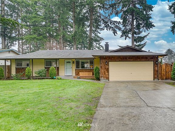 Welcome to 16526 Ash Way!