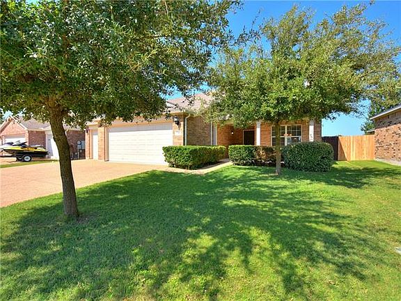 3rd image of 781 Kingfisher Ln