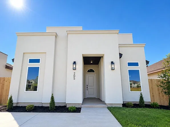 205 Lusitano Dr, Laredo, TX 78046