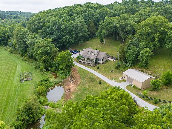 4th image of 352 Suterville Rd