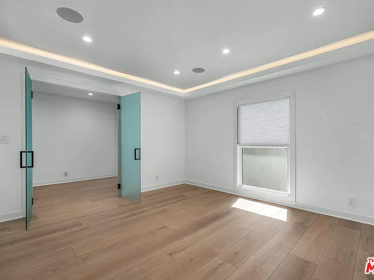 9343 W Olympic Blvd — Photo 3