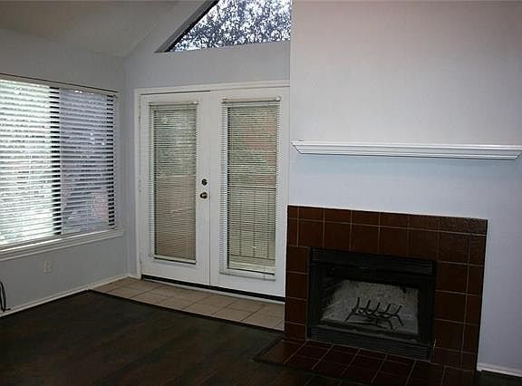 4th image of 2300 Bamboo Dr APT N210