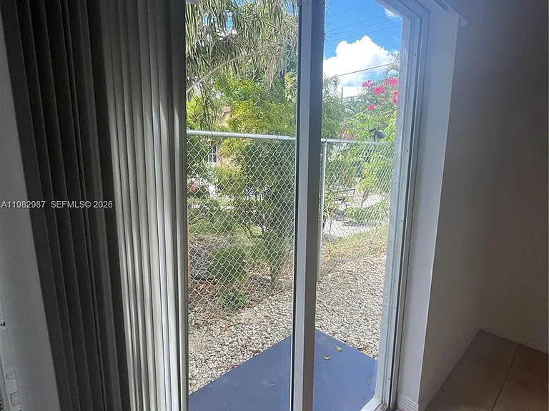 3421 SW 25th St #1 — Photo 41