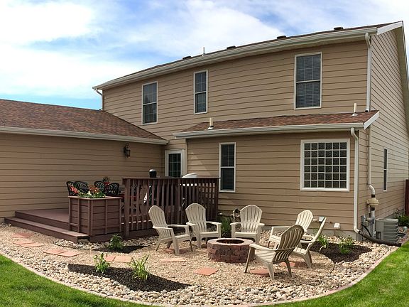 3rd image of 1375 Clark Dr