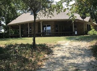 301 Elliott Cove Loop, Trinity, TX 75862