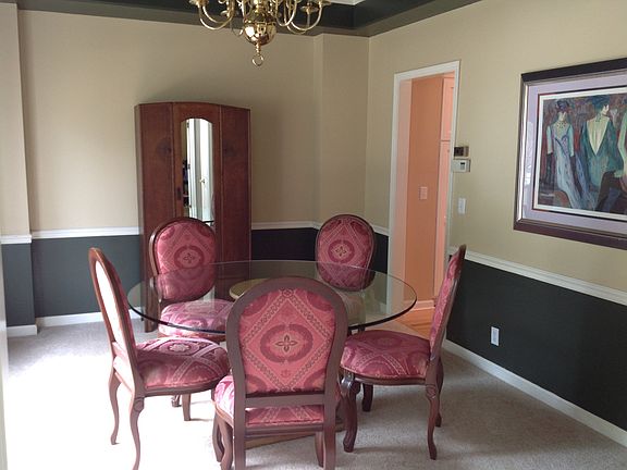 5th image of 1712 N 131st Avenue Cir