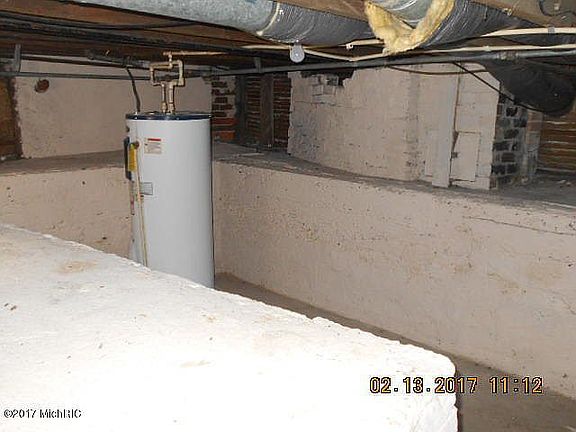 3rd image of 308 N William St