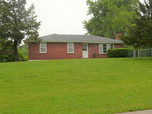 2nd image of 1214 Carol Dr
