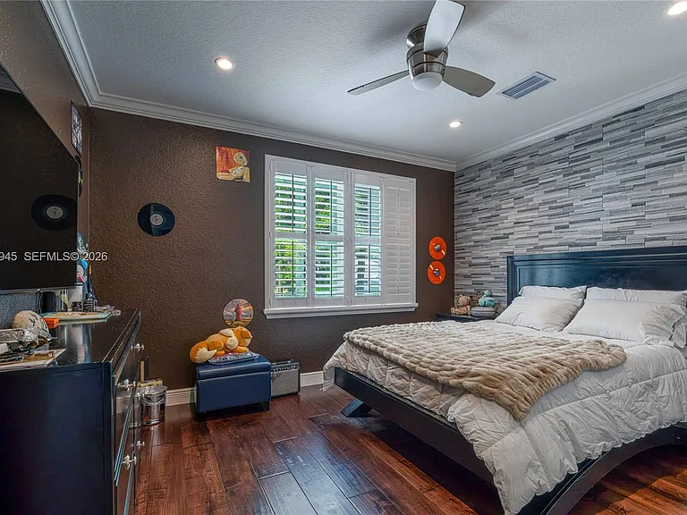 15253 SW 40th St — Photo 27