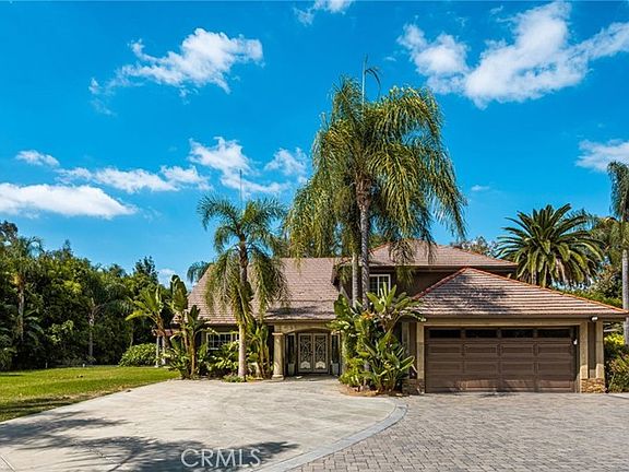 5th image of 101 S Belleza Ln