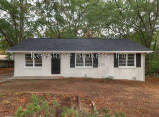 992 Locust Dr NE, Conyers, GA 30012
