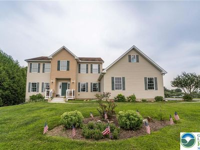 2726 New England Dr, Nazareth, PA, 18064