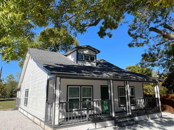 475 Hillcrest Cir, Gordonville, TX 76245