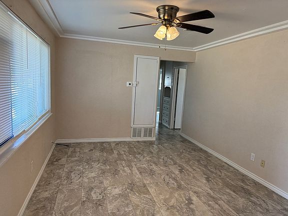 3rd image of 4305 Harlowe Dr
