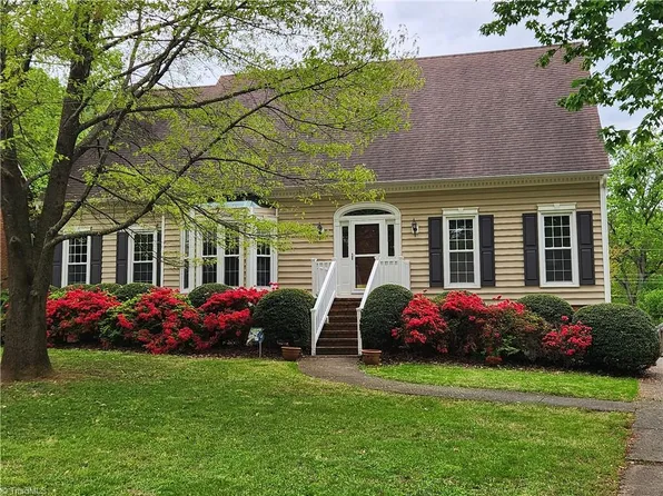 520 Barrett Rd, Winston Salem, NC 27104