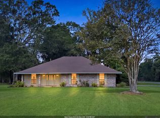 13525 Bridlewood Dr, Greenwell Springs, LA 70739