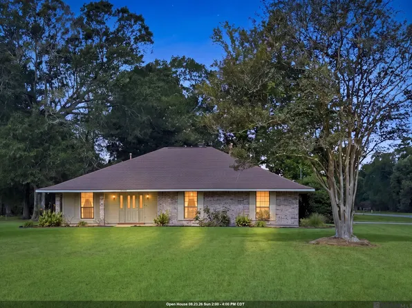 13525 Bridlewood Dr, Greenwell Springs, LA 70739