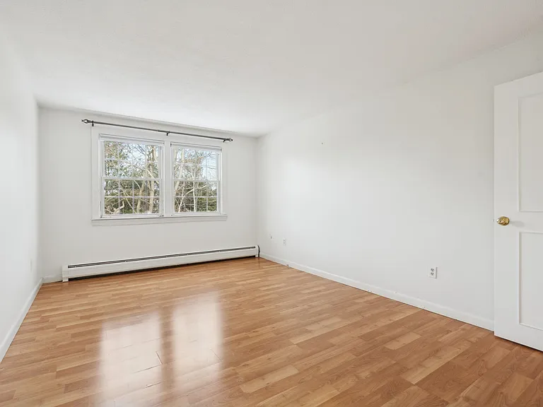 12 Woodman Way #19 — Photo 36