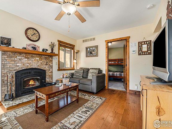 5th image of 690 Moraine Ave #2
