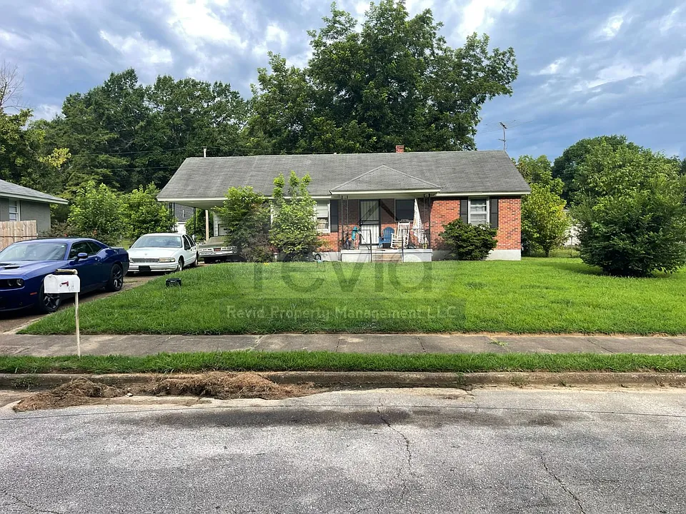 3307 Adair Dr