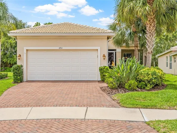 4911 Rock Island Ct, Wimauma, FL 33598