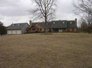 2434 Lawrence St W, Russellville, AL 35653