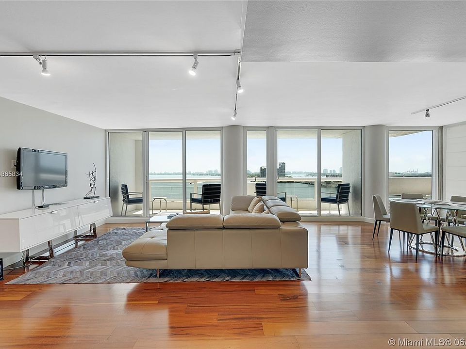 1st image of 1717 N Bayshore Dr #A-1031
