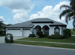19107 Saint Laurent Dr, Lutz, FL 33558