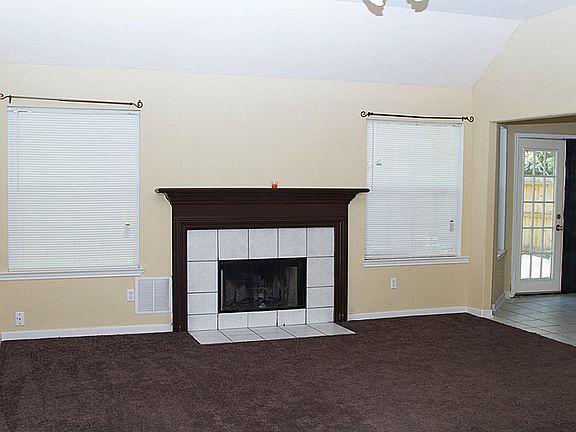2nd image of 17010 Port O Call St